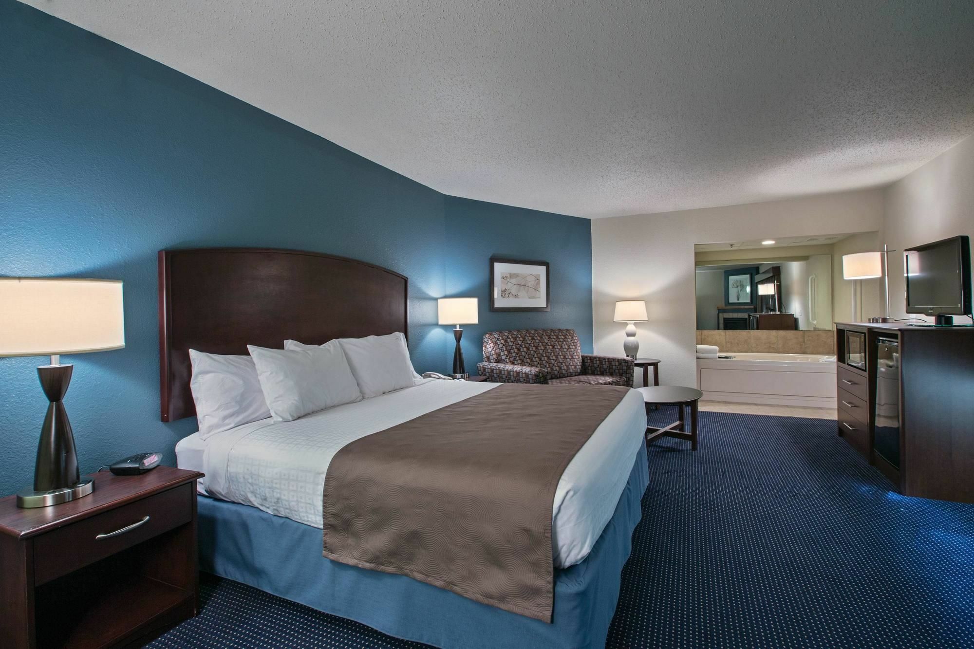 Americinn By Wyndham Fort Dodge Exterior photo